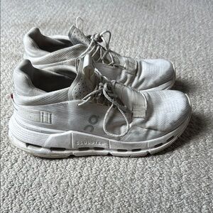 On Running Cloudtec Cream Sneakers